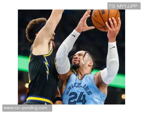 狄龙向记者诉说训练艰辛头部受伤彰显拼搏精神